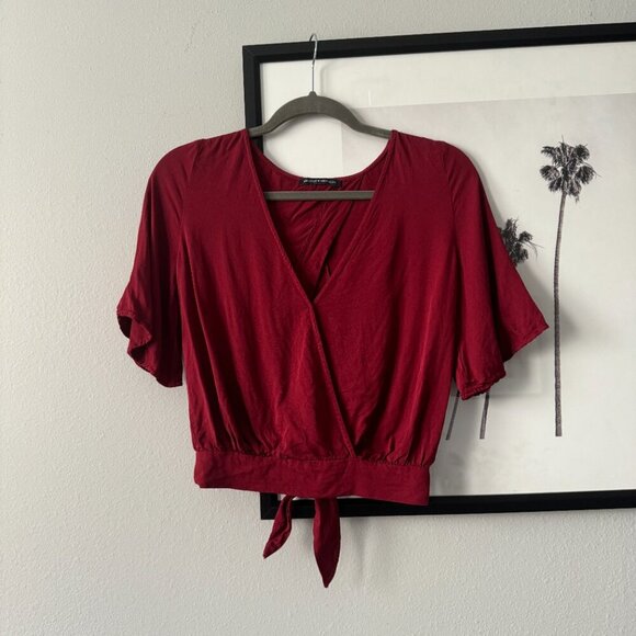 Brandy Melville | EUC Tie Back Cropped Short Sleeve Peasant Blouse in Maroon OS - Picture 2 of 6